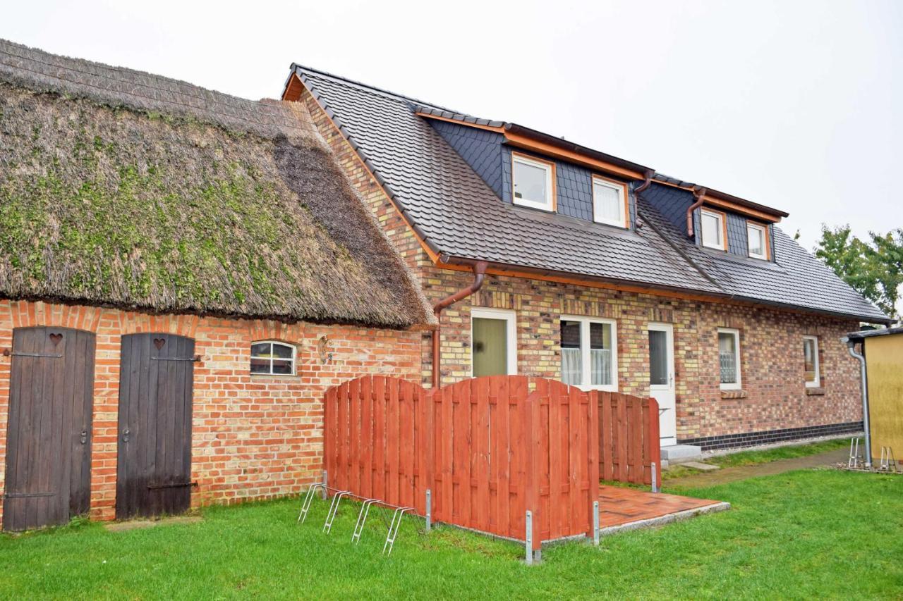 Ferienhaus Mit Terrasse Am Heideweg Baabe Eksteriør billede